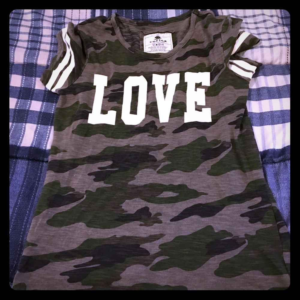 Love T-shirt